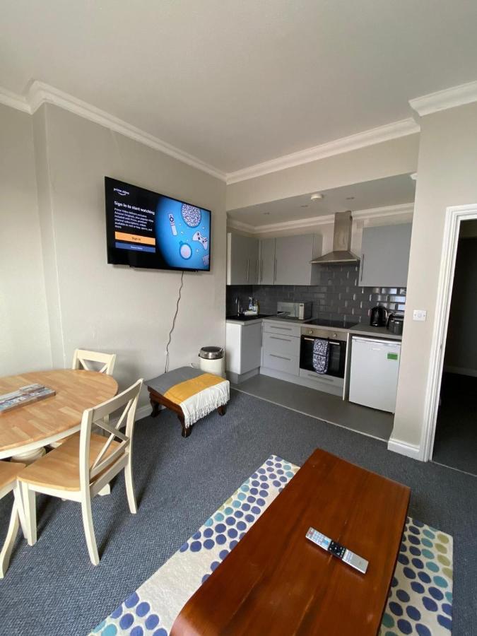 Crofton House Garden Apartment Ryde  Kültér fotó